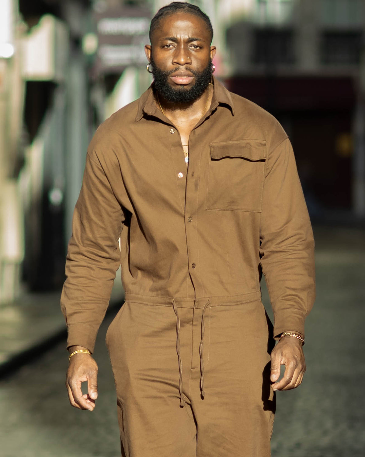Combinaison oversize marron NUTOR, collection Automne 2026 – photo 1 sur 7